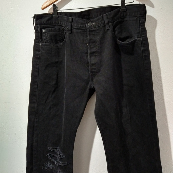 Levi's 501 Straight Fit Black Jeans - Picture 3 of 8